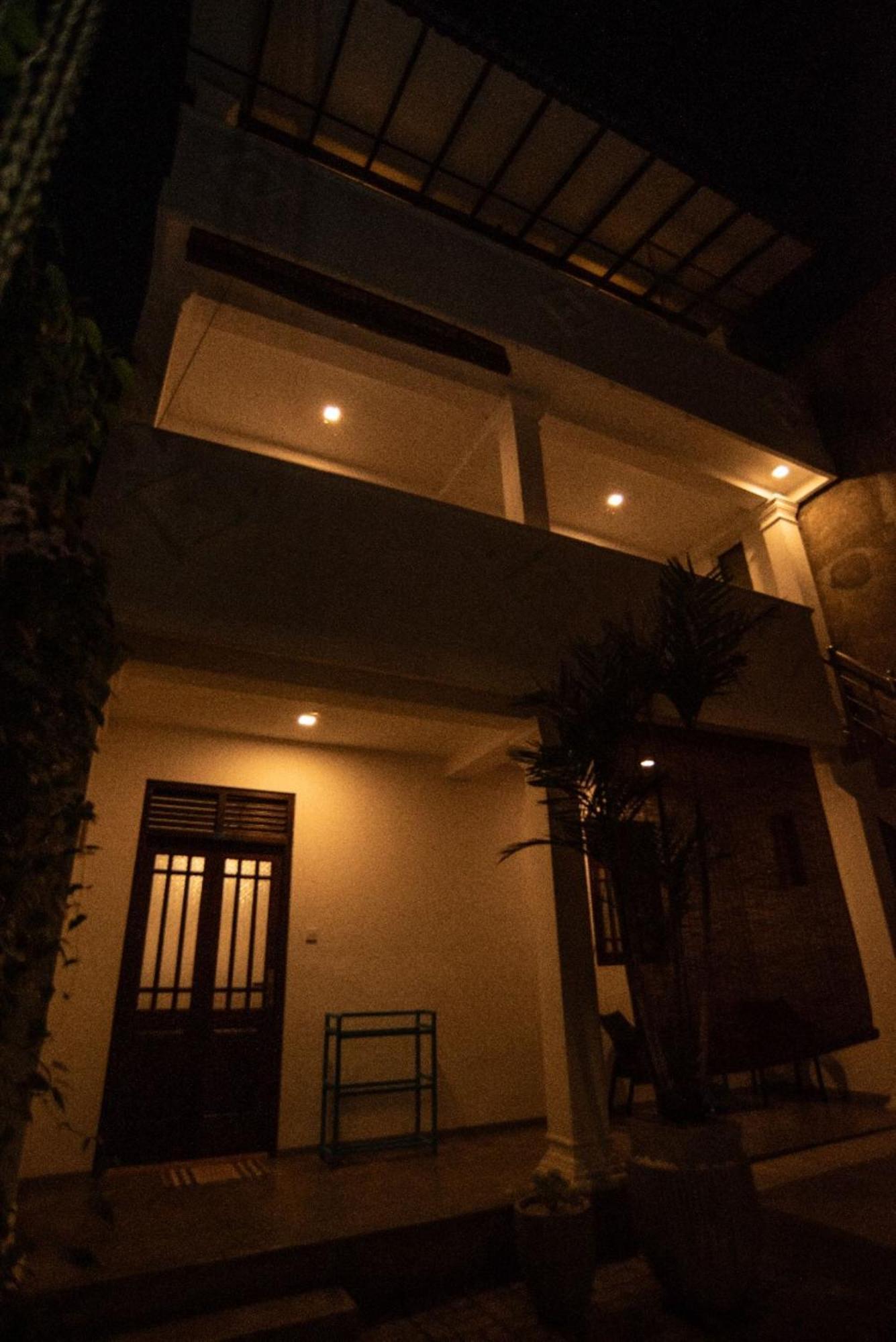 Villa Mihindi Hikkaduwa Exterior photo