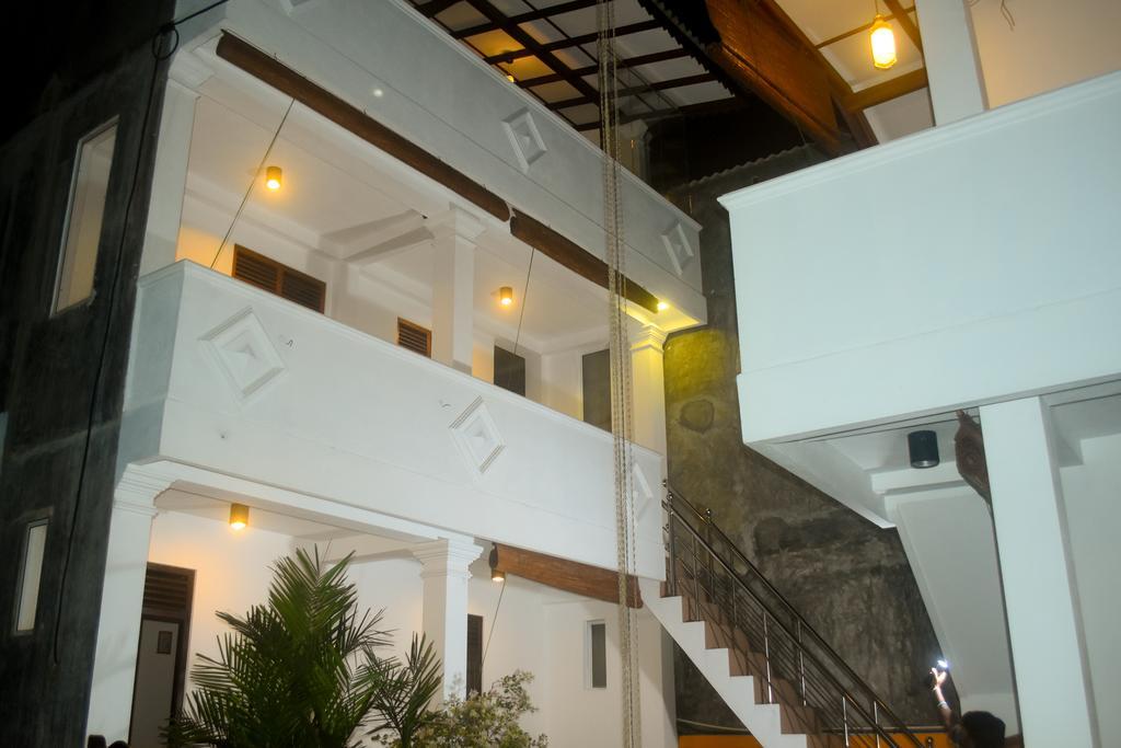Villa Mihindi Hikkaduwa Exterior photo