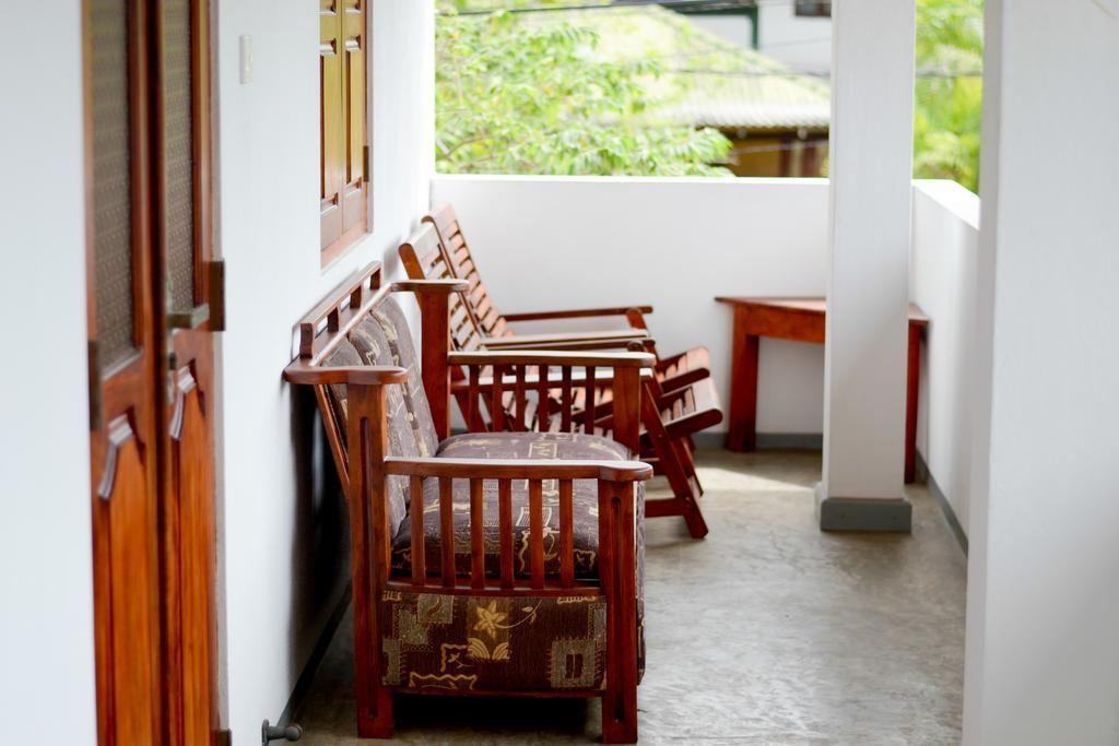Villa Mihindi Hikkaduwa Exterior photo