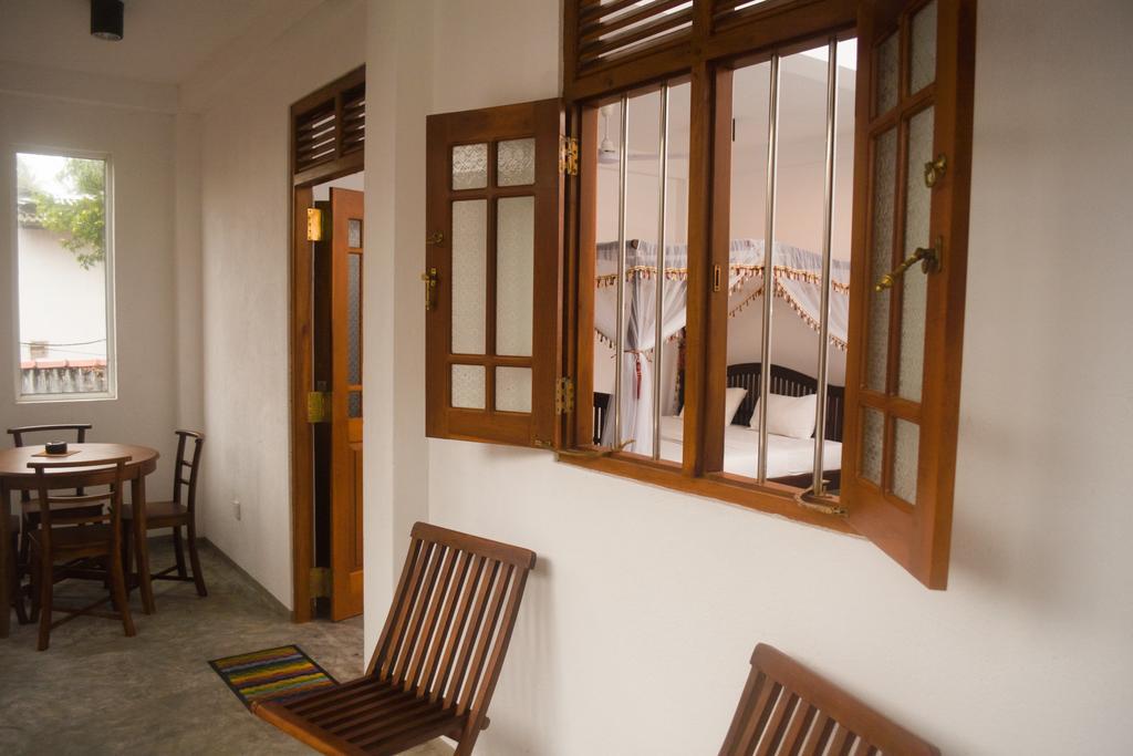 Villa Mihindi Hikkaduwa Exterior photo